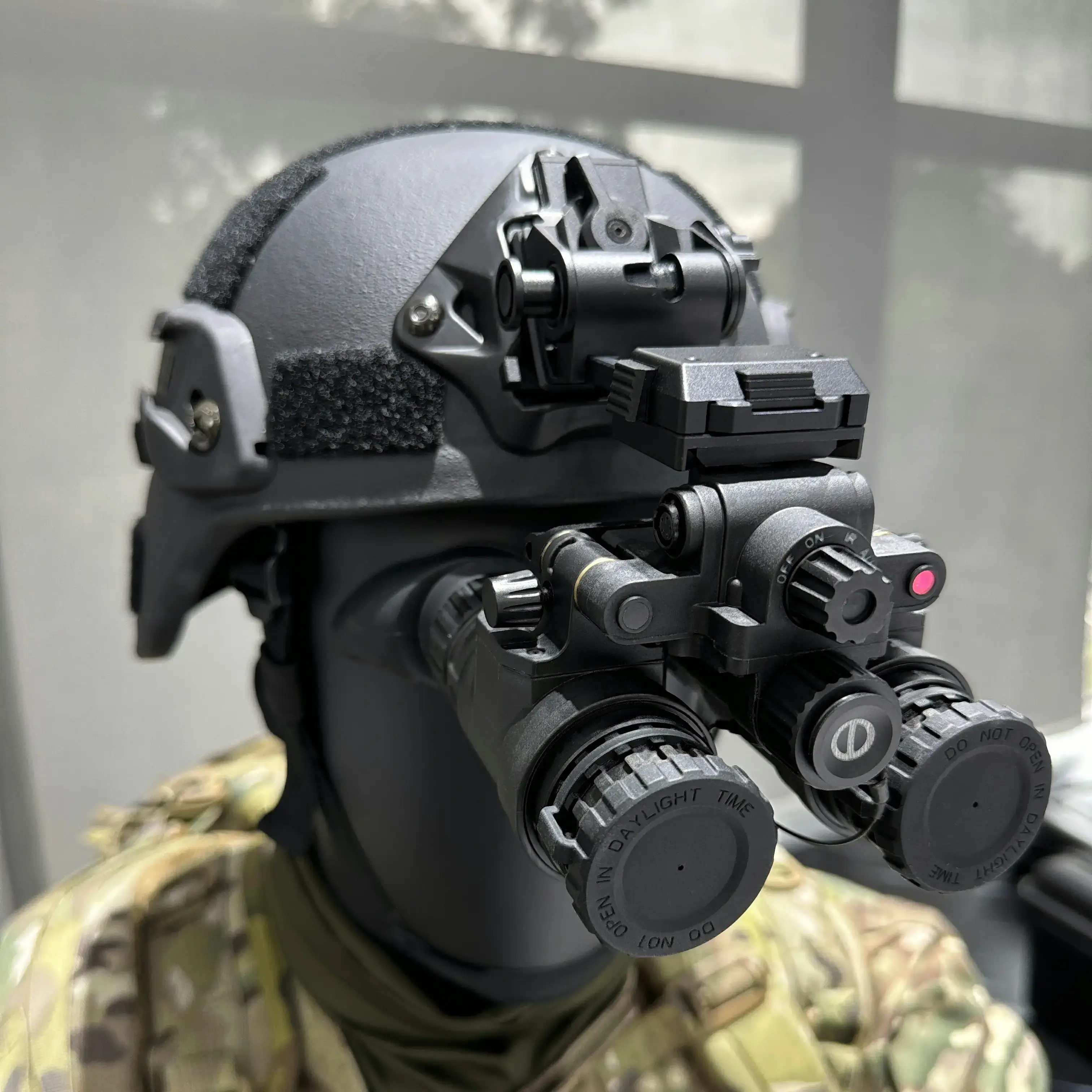 Gen3 FOM 1500 2200 FOV 50 Night Vision Binocualrs CNOS-31